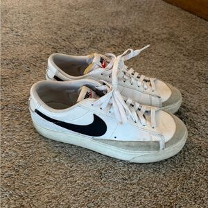 Nike Blazer Low Platform